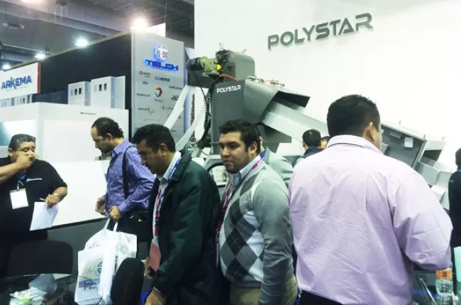 塑膠製造商和回收商參觀POLYSTAR塑膠回收機
